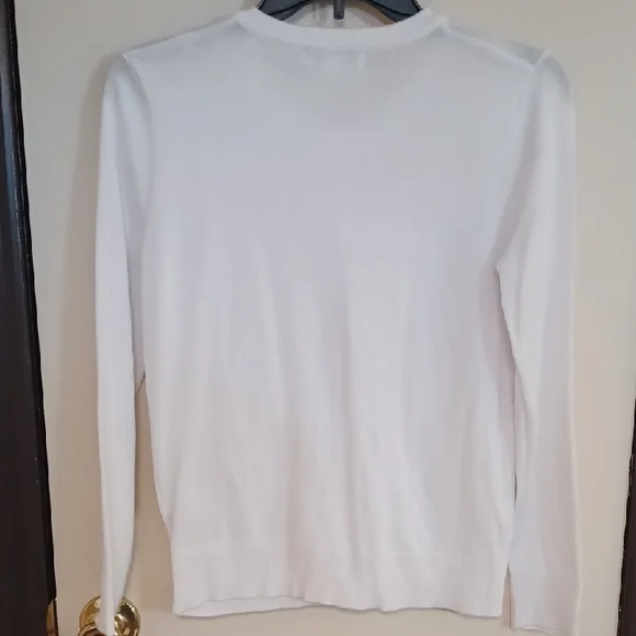 Chic White Cardigan with Blue Floral Appliques. - Picture 2 of 7